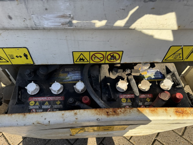 Scissor lift JLG 2030ES Schaarhoogwerker / Scissor lift 8Meter Werkhoogte 2014 Elektrisch: picture 12 Scissor lift JLG 2030ES Schaarhoogwerker / Scissor lift 8Meter Werkhoogte 2014 Elektrisch: picture 12