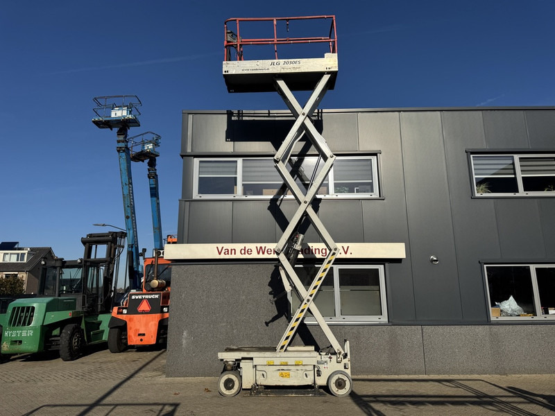 Scissor lift JLG 2030ES Schaarhoogwerker / Scissor lift 8Meter Werkhoogte 2014 Elektrisch: picture 6 Scissor lift JLG 2030ES Schaarhoogwerker / Scissor lift 8Meter Werkhoogte 2014 Elektrisch: picture 6