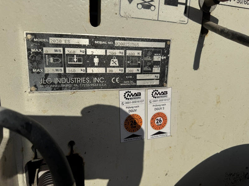 Scissor lift JLG 2030ES Schaarhoogwerker / Scissor lift 8Meter Werkhoogte 2014 Elektrisch: picture 10 Scissor lift JLG 2030ES Schaarhoogwerker / Scissor lift 8Meter Werkhoogte 2014 Elektrisch: picture 10