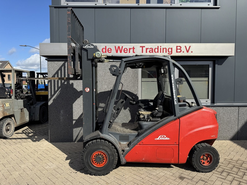 Linde H35D triplo550 Freelift / Sideshift 2007 VW DIESEL - Diesel forklift: picture 5 Linde H35D triplo550 Freelift / Sideshift 2007 VW DIESEL - Diesel forklift: picture 5