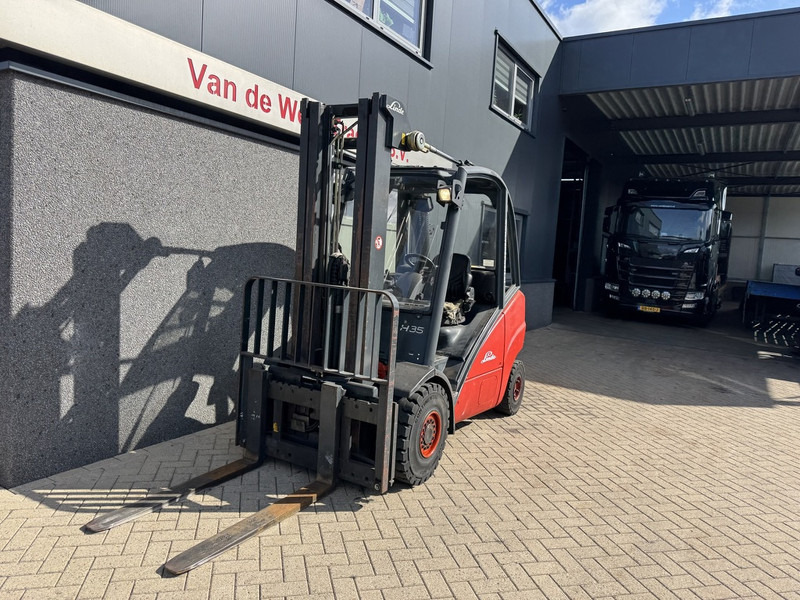 Linde H35D triplo550 Freelift / Sideshift 2007 VW DIESEL - Diesel forklift: picture 3 Linde H35D triplo550 Freelift / Sideshift 2007 VW DIESEL - Diesel forklift: picture 3