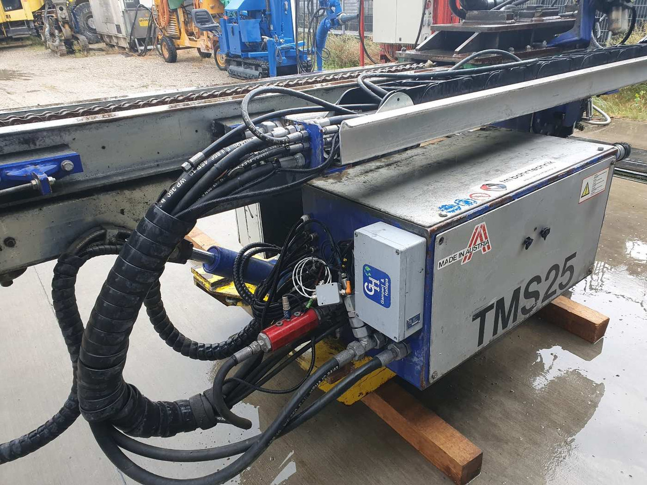 TM drilling attachment TMS25 - Drilling rig: picture 4 TM drilling attachment TMS25 - Drilling rig: picture 4