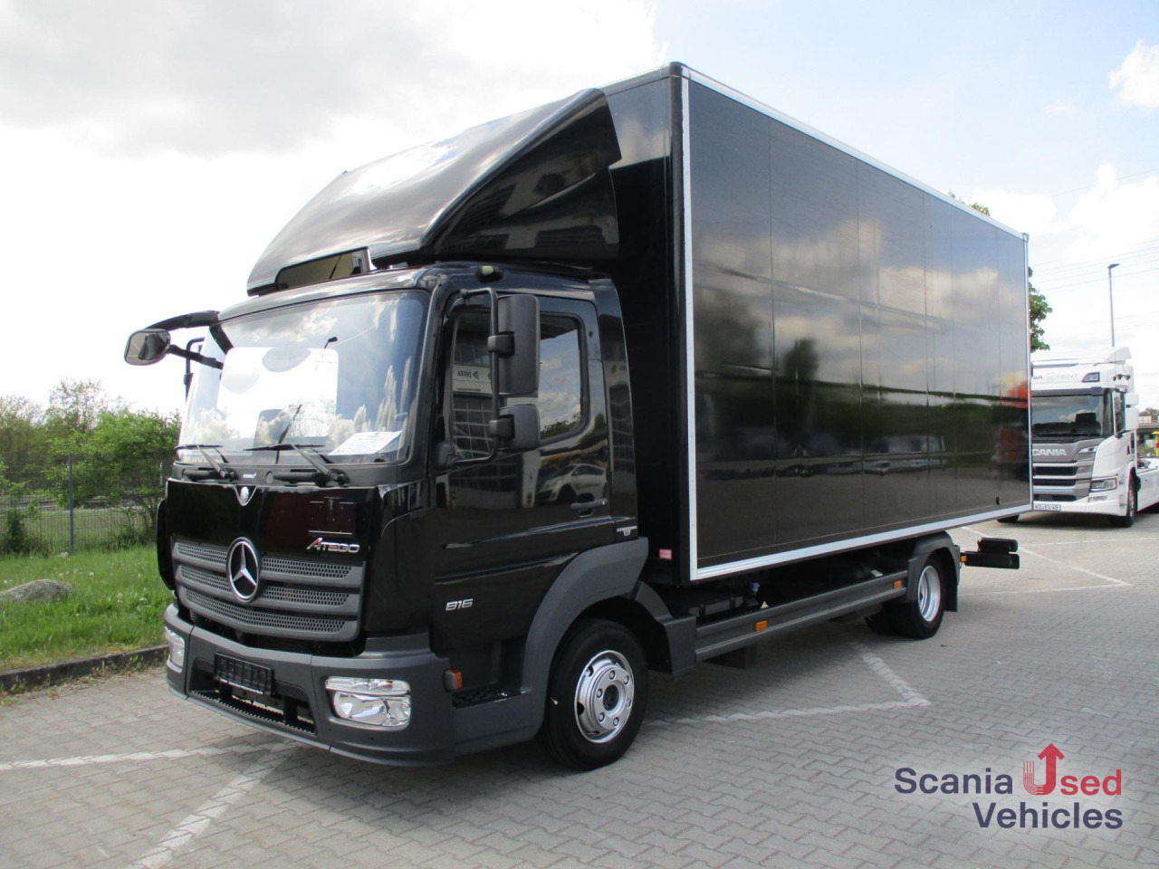 MERCEDES-BENZ Atego 816L Möbelkoffer - Box van: picture 1 MERCEDES-BENZ Atego 816L Möbelkoffer - Box van: picture 1