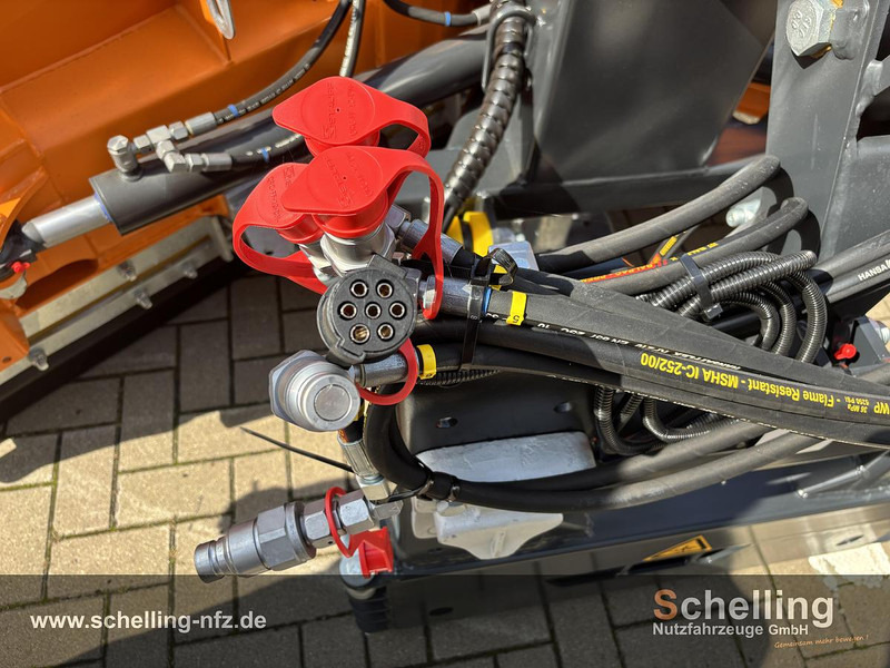 AEBI SCHMIDT KL-V-28 on lease AEBI SCHMIDT KL-V-28: picture 10 AEBI SCHMIDT KL-V-28 on lease AEBI SCHMIDT KL-V-28: picture 10