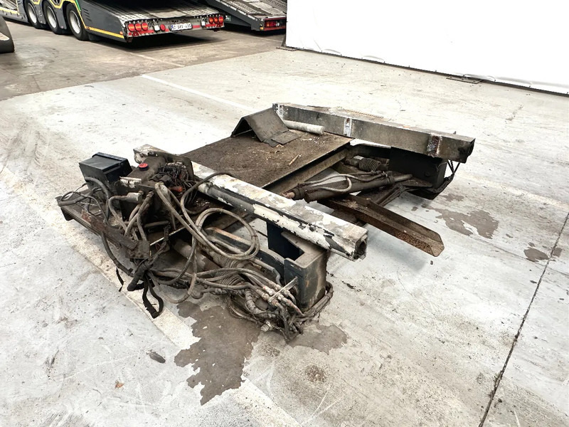 Dhollandia DH-S - Body and exterior for Truck: picture 3 Dhollandia DH-S - Body and exterior for Truck: picture 3