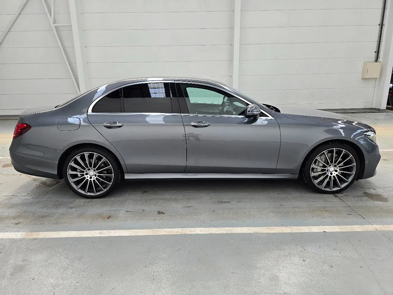 Mercedes-Benz E-Klasse 350 / AMG Line / 9G / PANO / Designo / FULL OPTION / MOTORPROBLEM-PROBLEME DE MOTEUR -MOTORPROBLEM - Sedan: picture 4 Mercedes-Benz E-Klasse 350 / AMG Line / 9G / PANO / Designo / FULL OPTION / MOTORPROBLEM-PROBLEME DE MOTEUR -MOTORPROBLEM - Sedan: picture 4