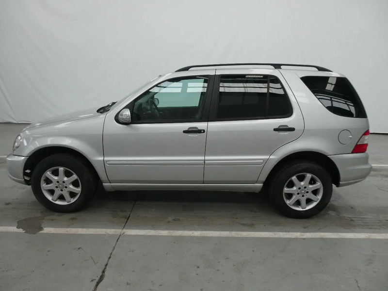 Mercedes-Benz M-Klasse ML 270 CDI 4x4 - SUV: picture 2 Mercedes-Benz M-Klasse ML 270 CDI 4x4 - SUV: picture 2