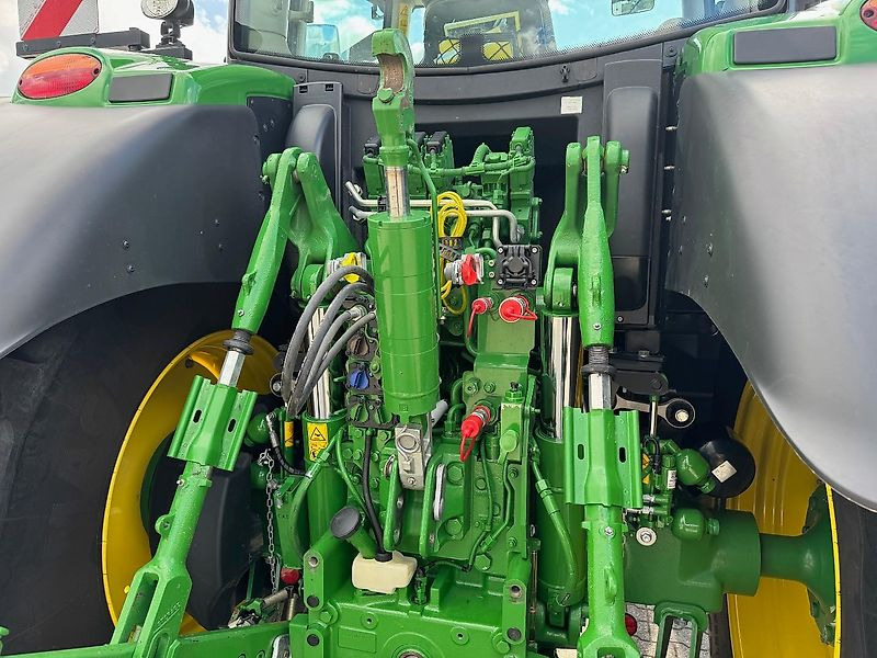 John Deere 6R195 AP 50KM COMMAND-PRO G5-PLUS 2024 690 UUR!!! - Farm tractor: picture 4 John Deere 6R195 AP 50KM COMMAND-PRO G5-PLUS 2024 690 UUR!!! - Farm tractor: picture 4