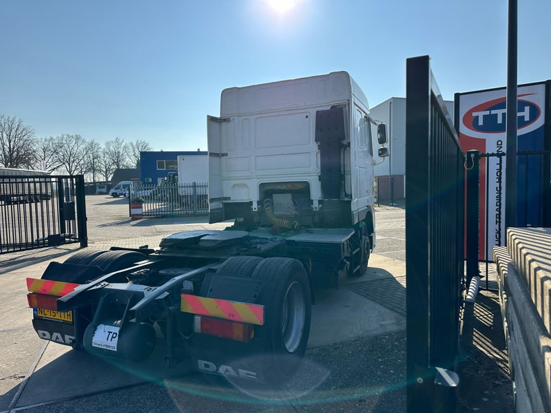 DAF XF105.410 SpaceCab Manual gearbox + Intarder - Tractor unit: picture 3 DAF XF105.410 SpaceCab Manual gearbox + Intarder - Tractor unit: picture 3