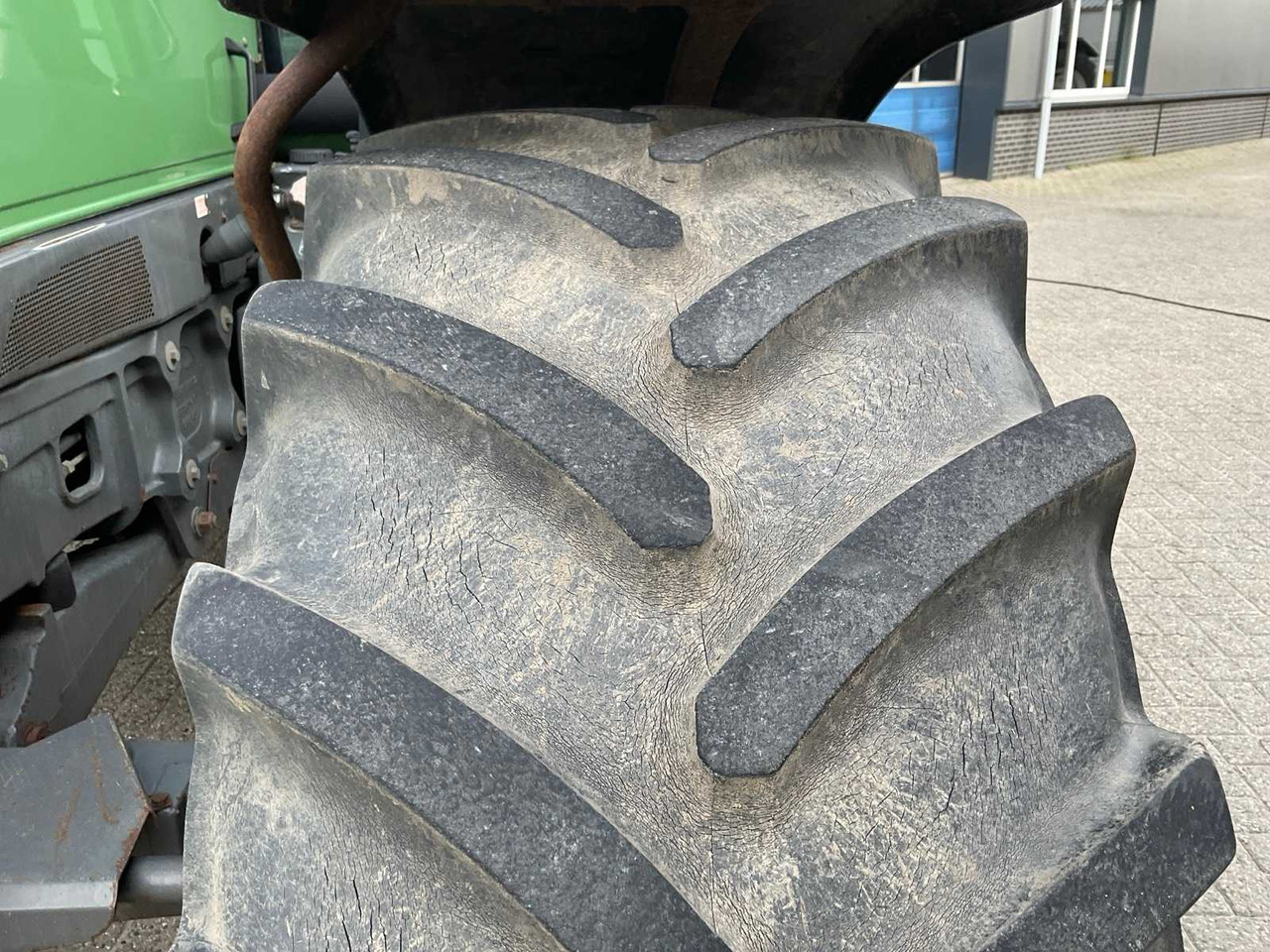 Farm tractor 2000 FENDT VARIO 712 ALL-WHEEL DRIVE FARM TRACTOR: picture 11