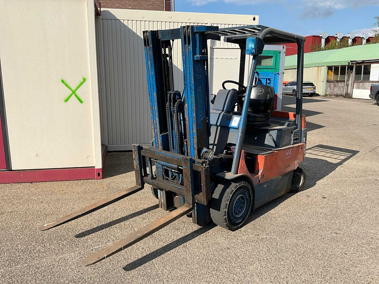 2004 TOYOTA 7FBMF25 FORKLIFT - Forklift: picture 1 2004 TOYOTA 7FBMF25 FORKLIFT - Forklift: picture 1