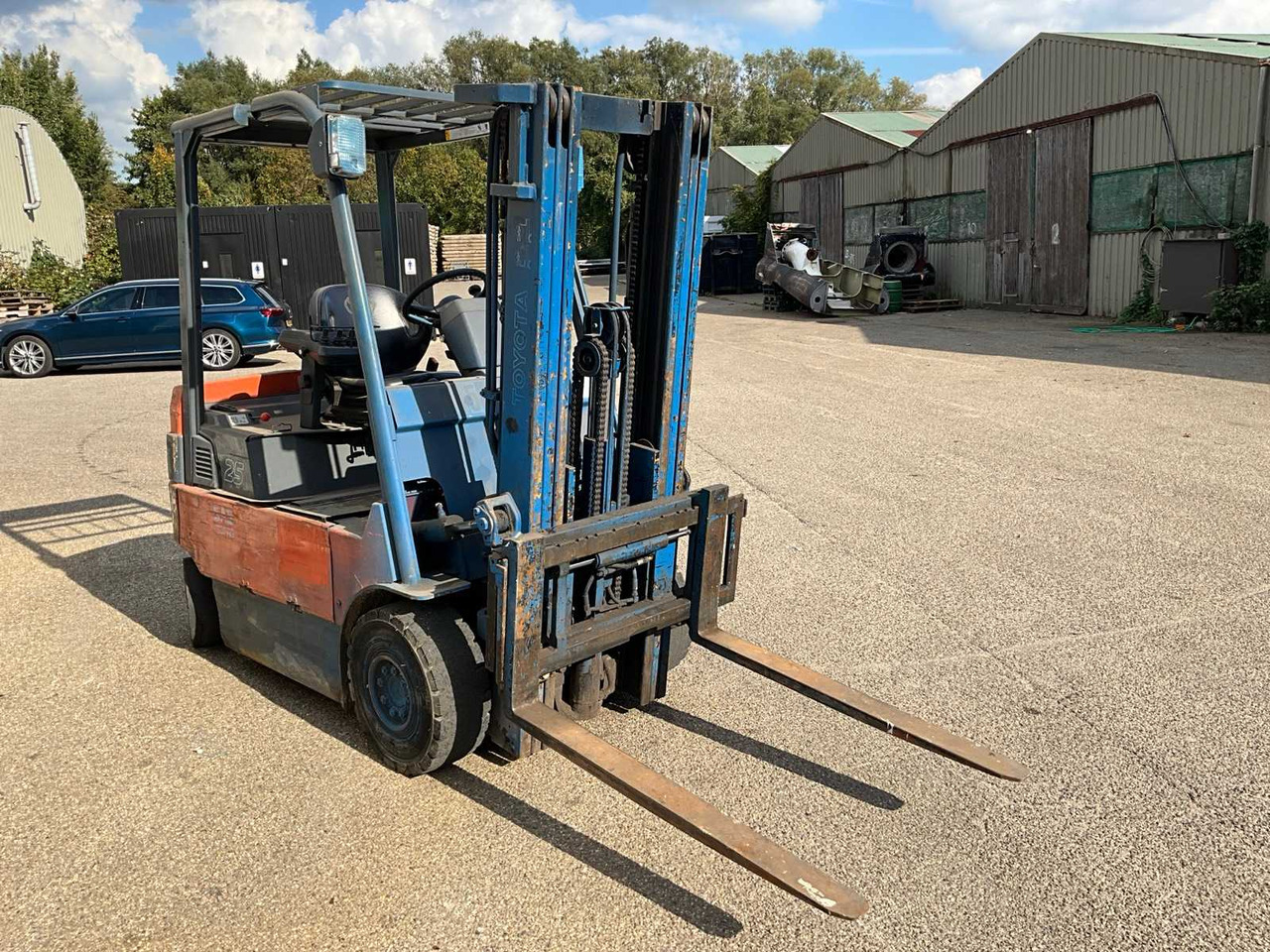 2004 TOYOTA 7FBMF25 FORKLIFT - Forklift: picture 2 2004 TOYOTA 7FBMF25 FORKLIFT - Forklift: picture 2