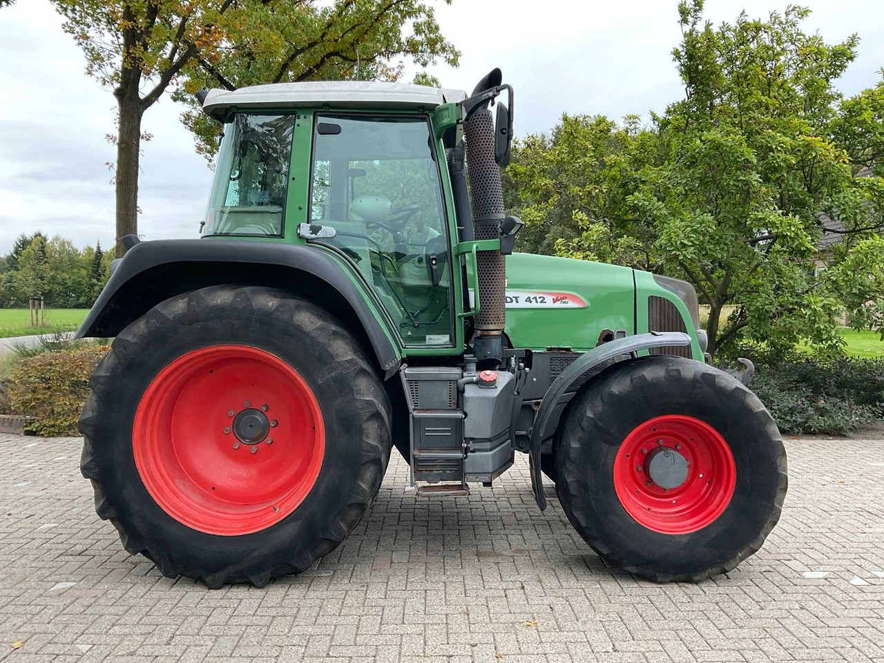 2008 FENDT 412 VARIO TMS ALL-WHEEL DRIVE AGRICULTURAL TRACTOR - Farm tractor: picture 4 2008 FENDT 412 VARIO TMS ALL-WHEEL DRIVE AGRICULTURAL TRACTOR - Farm tractor: picture 4