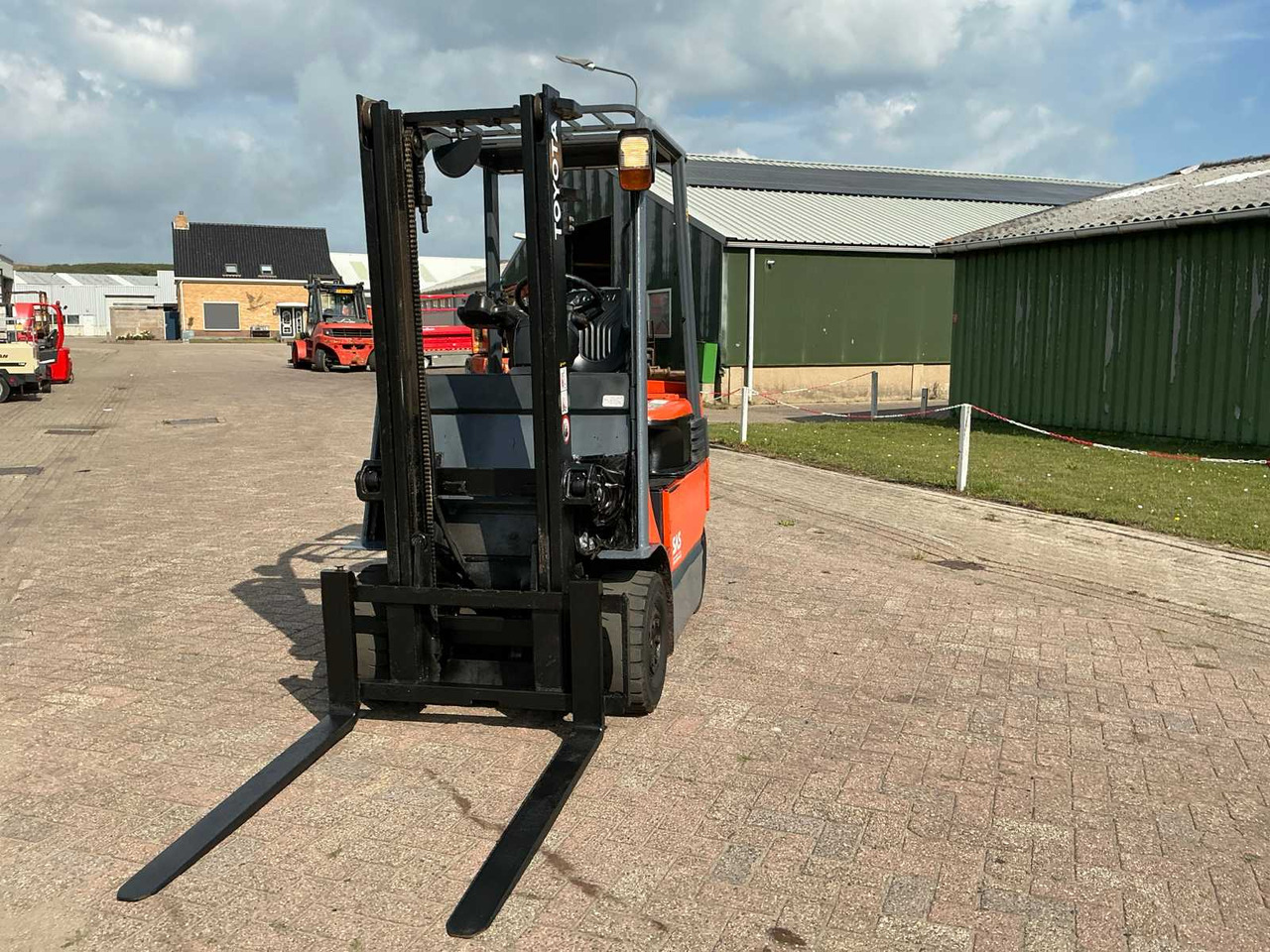 2009 TOYOTA 7FBMF16 FORKLIFT - Forklift: picture 2 2009 TOYOTA 7FBMF16 FORKLIFT - Forklift: picture 2