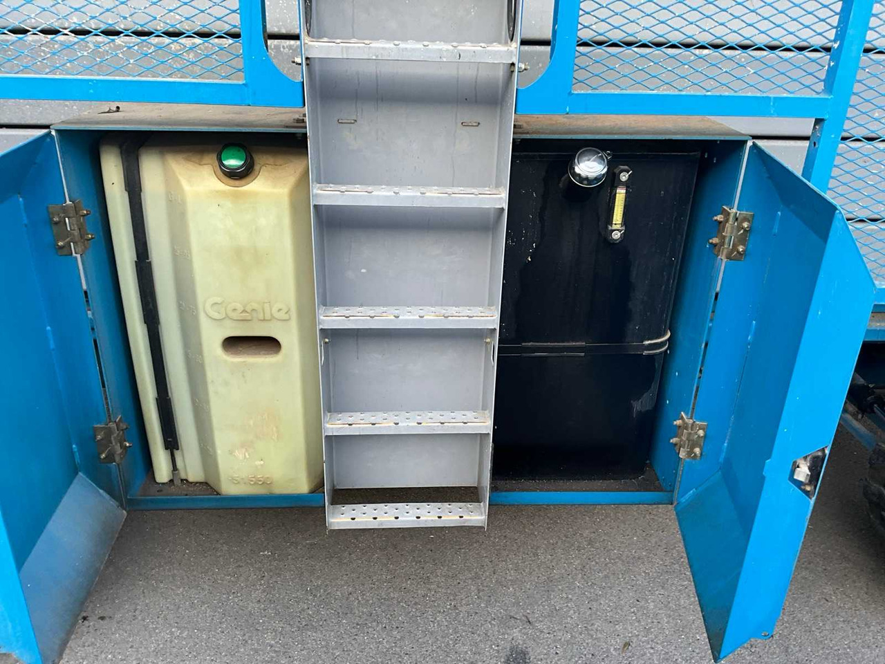 Aerial platform 2014 GENIE GS5390 AERIAL PLATFORM: picture 15 Aerial platform 2014 GENIE GS5390 AERIAL PLATFORM: picture 15