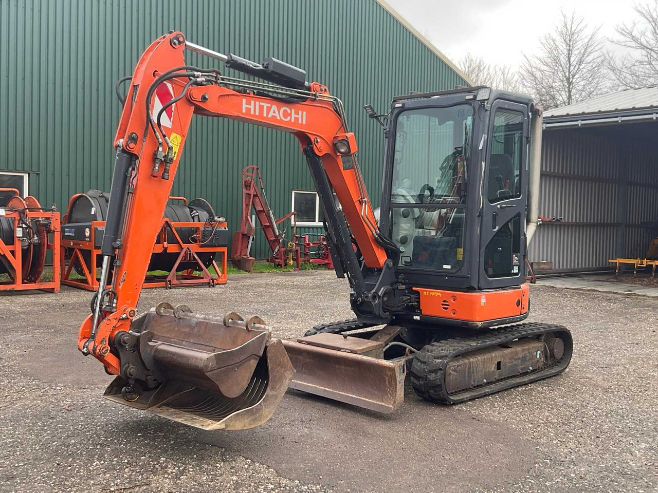 2014 HITACHI ZX 33U-5 MINI EXCAVATOR - Mini excavator: picture 1 2014 HITACHI ZX 33U-5 MINI EXCAVATOR - Mini excavator: picture 1
