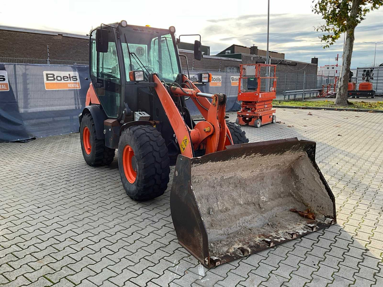 2015 KOMATSU WA-70-7 ARTICULATED WHEEL LOADER 4X4 - Wheel loader: picture 4 2015 KOMATSU WA-70-7 ARTICULATED WHEEL LOADER 4X4 - Wheel loader: picture 4
