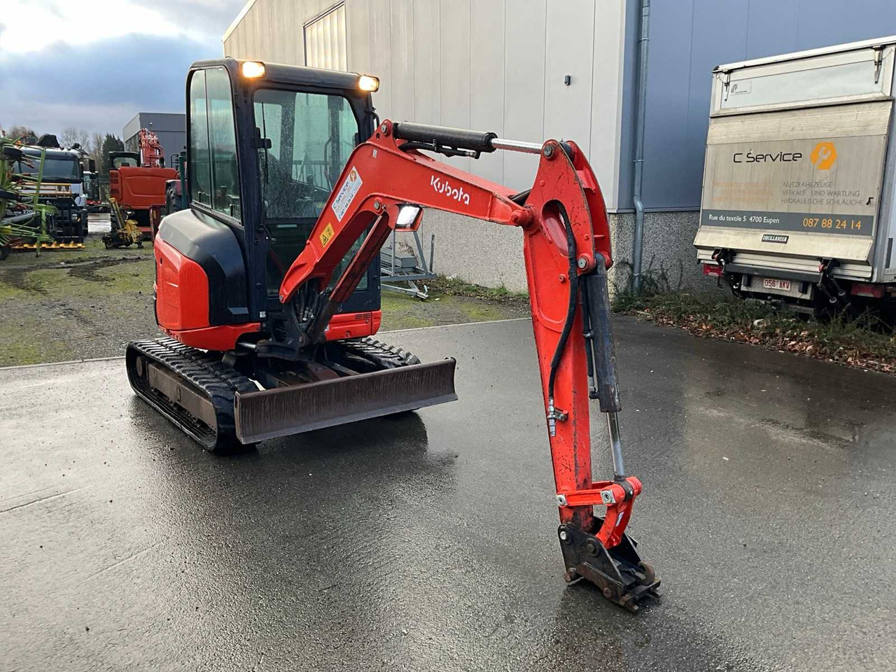 2015 KUBOTA U27-4 MINI EXCAVATOR - Mini excavator: picture 3 2015 KUBOTA U27-4 MINI EXCAVATOR - Mini excavator: picture 3