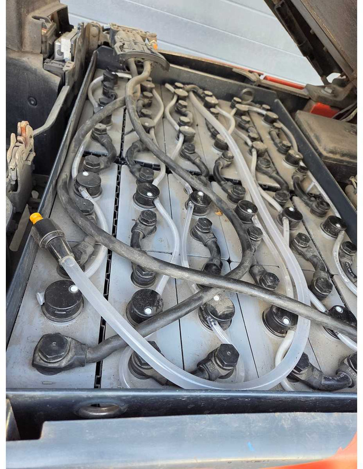 2018 LINDE E16C-02 BATTERY 2024 FORKLIFT - Forklift: picture 3 2018 LINDE E16C-02 BATTERY 2024 FORKLIFT - Forklift: picture 3