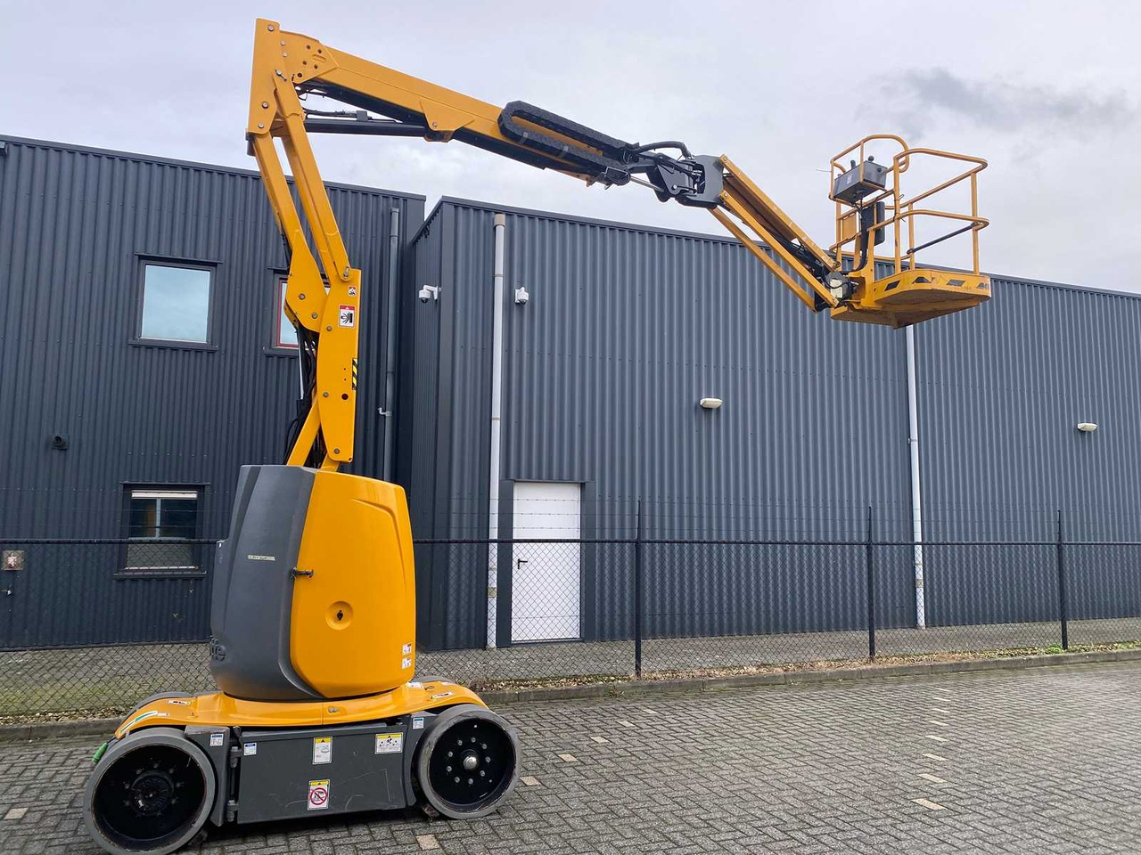 2019 HAULOTTE HA12CJ+ AERIAL PLATFORM - Aerial platform: picture 2 2019 HAULOTTE HA12CJ+ AERIAL PLATFORM - Aerial platform: picture 2