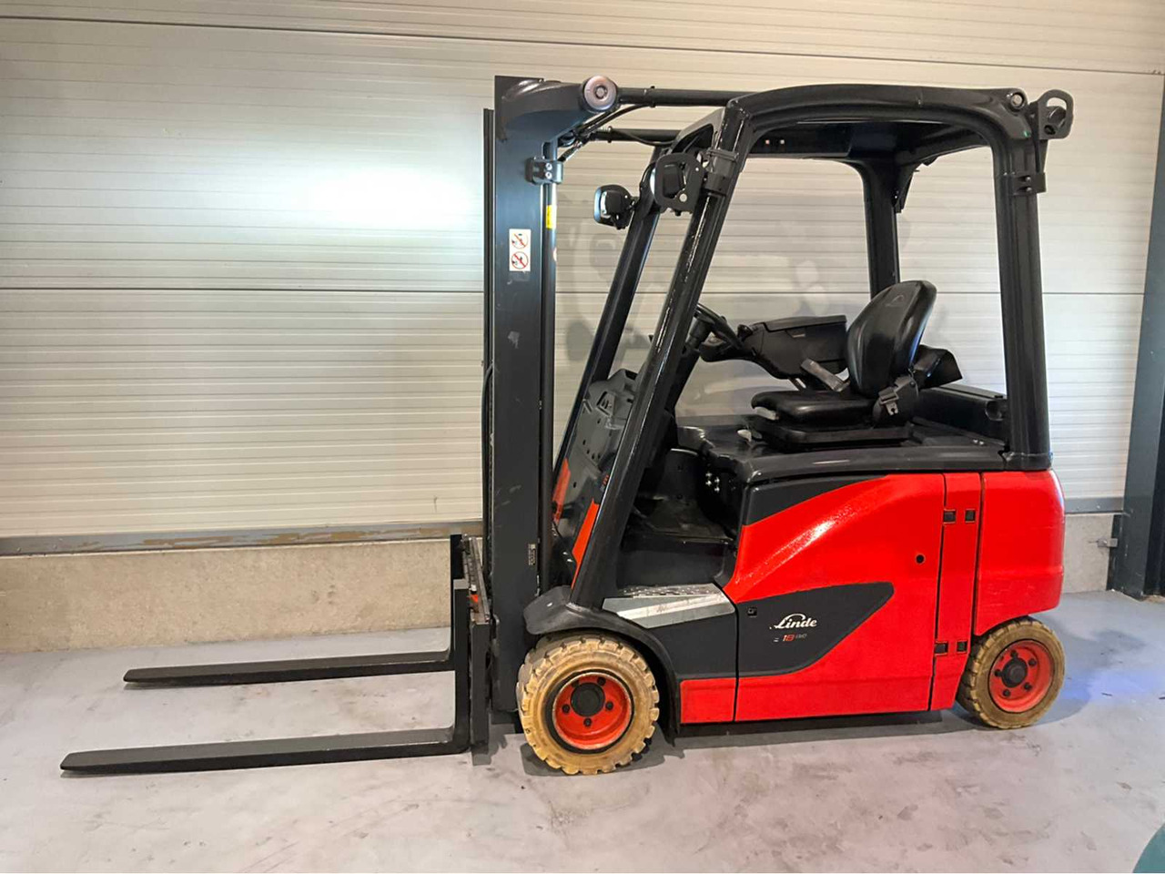 2019 LINDE E18PH-02 1800KG FORKLIFT - Forklift: picture 2 2019 LINDE E18PH-02 1800KG FORKLIFT - Forklift: picture 2