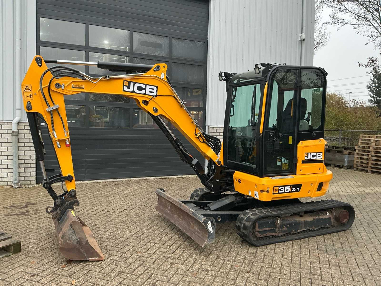 2021 JCB 35Z-1 MIDI EXCAVATOR - Excavator: picture 2 2021 JCB 35Z-1 MIDI EXCAVATOR - Excavator: picture 2