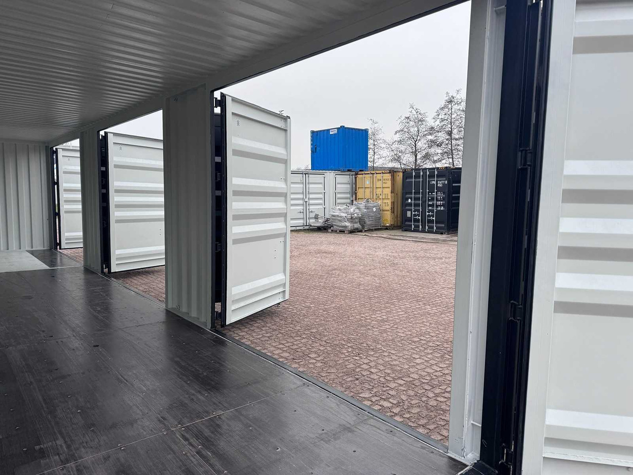 Shipping container 40ft HQ High Cube shipping container with 3 side doors: picture 9