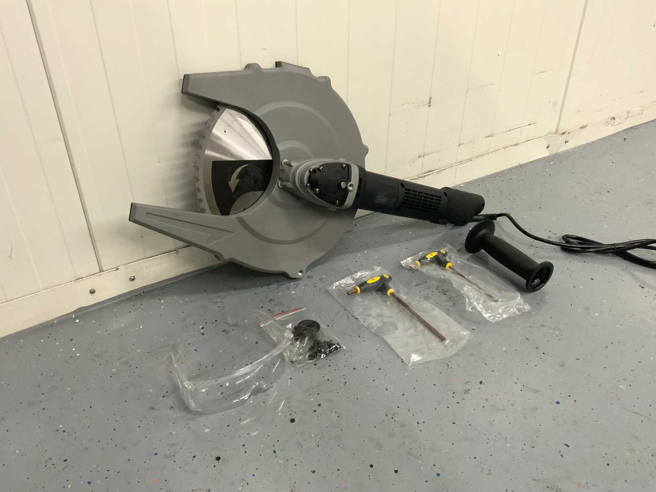 AC160 - Concrete equipment: picture 1 AC160 - Concrete equipment: picture 1