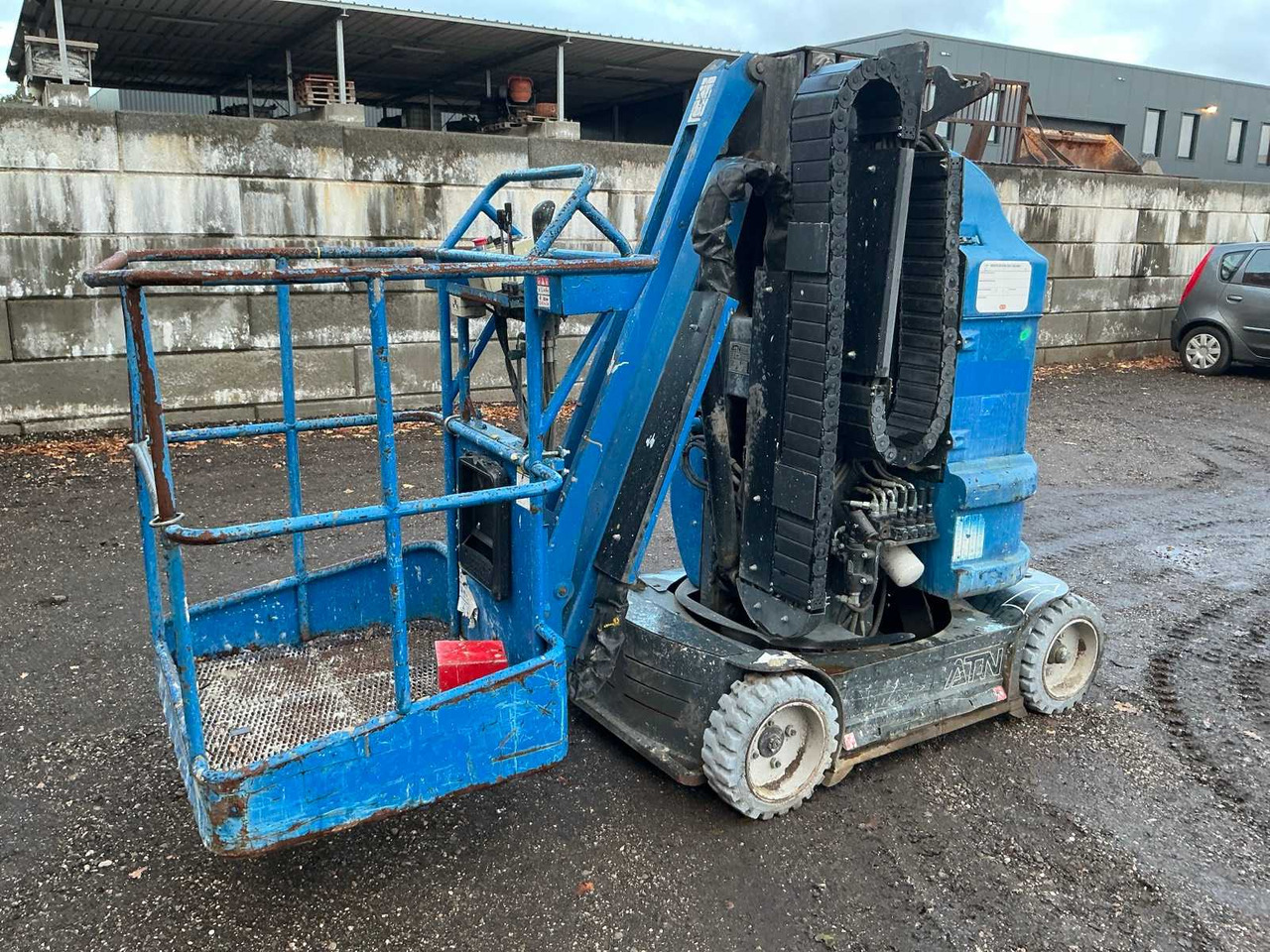 ATN PIAF 880R - Aerial platform: picture 1 ATN PIAF 880R - Aerial platform: picture 1