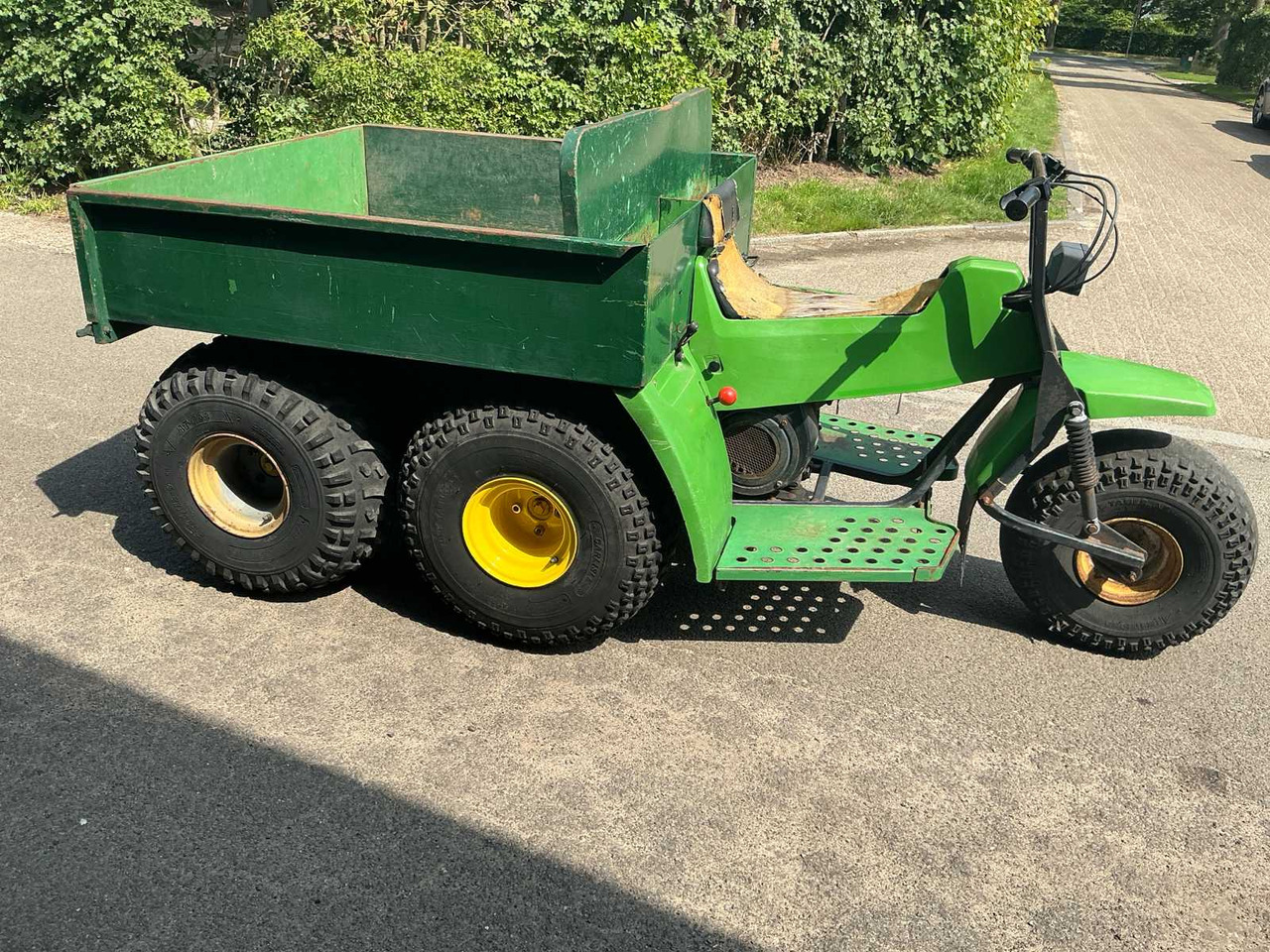 John Deere Gator - Agricultural machinery: picture 5 John Deere Gator - Agricultural machinery: picture 5
