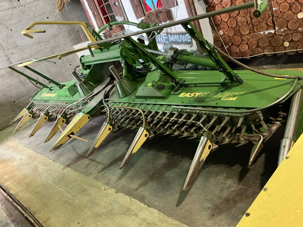 Krone E-COLLECT 600-2 - Agricultural machinery: picture 1 Krone E-COLLECT 600-2 - Agricultural machinery: picture 1