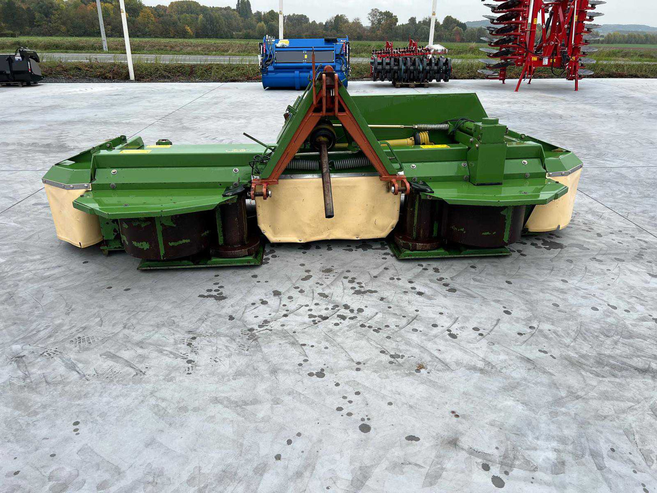 Krone Easycut 32 P - Agricultural machinery: picture 3 Krone Easycut 32 P - Agricultural machinery: picture 3