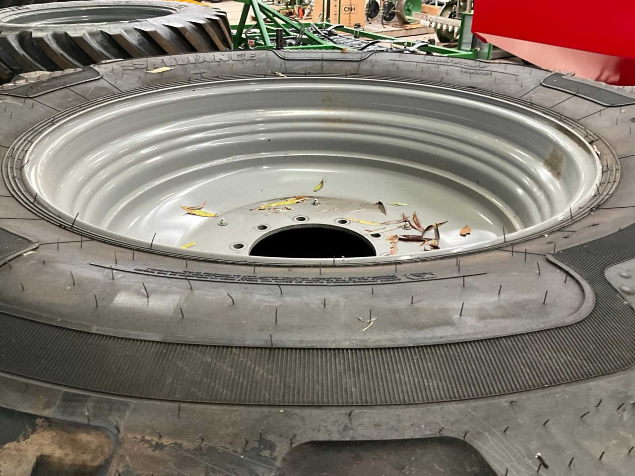 Alliance AgriStar II - Wheels and tires for Farm tractor: picture 5 Alliance AgriStar II - Wheels and tires for Farm tractor: picture 5