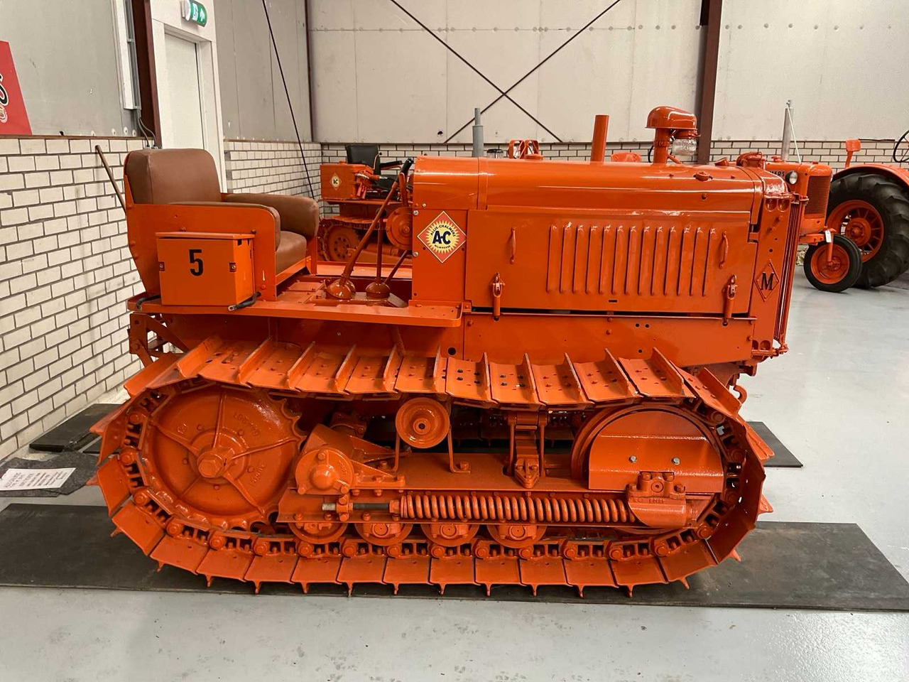 Allis-Chalmers M - Tracked tractor: picture 5 Allis-Chalmers M - Tracked tractor: picture 5