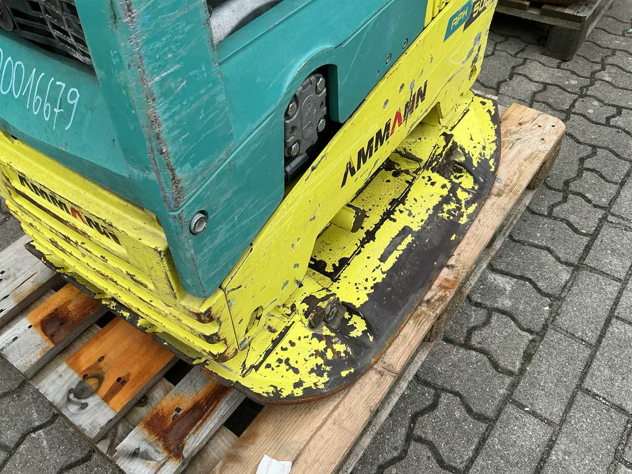 Ammann APH 5020 - Vibratory plate: picture 4 Ammann APH 5020 - Vibratory plate: picture 4