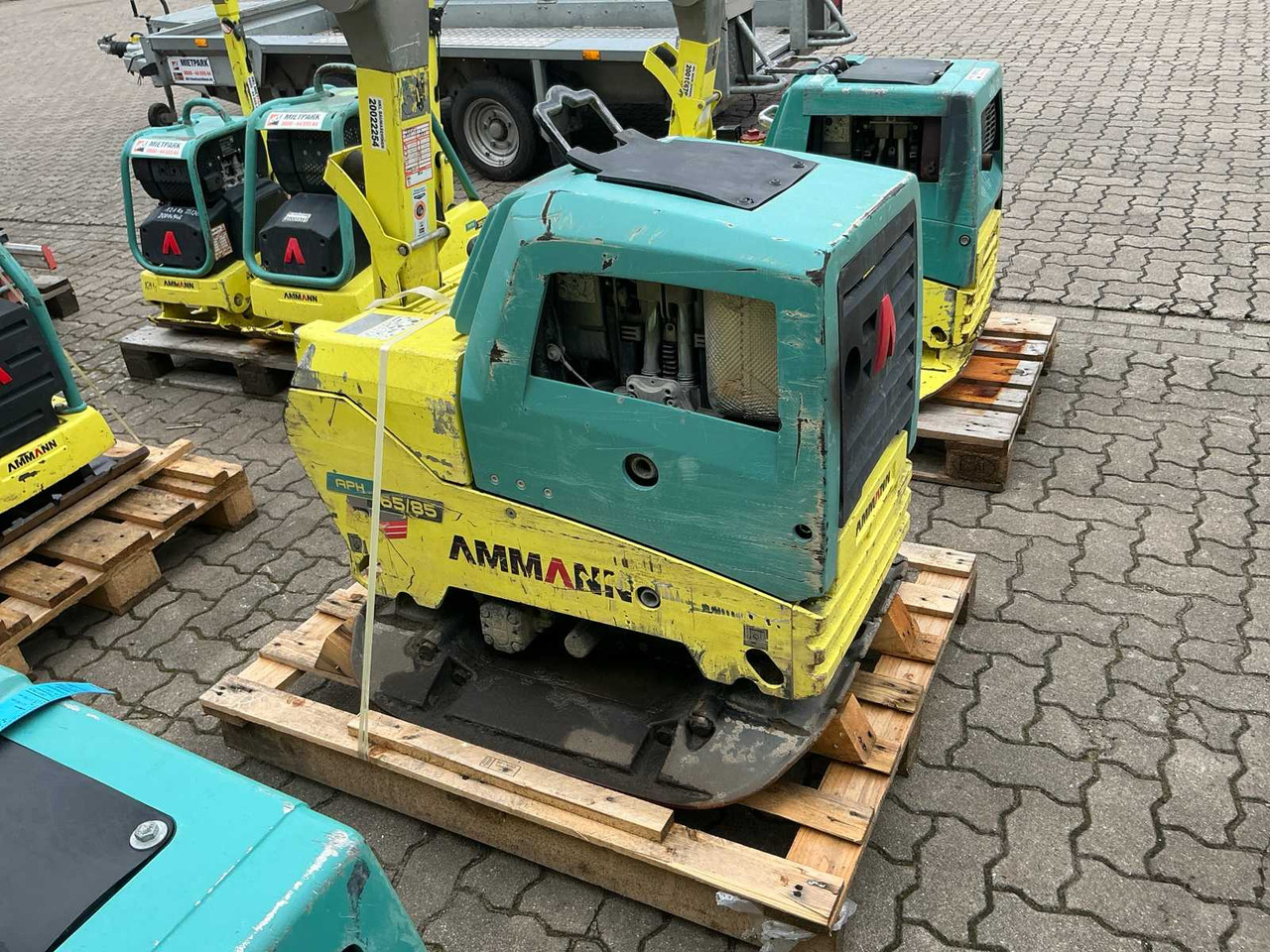 Ammann APH 65/85 - Vibratory plate: picture 1 Ammann APH 65/85 - Vibratory plate: picture 1