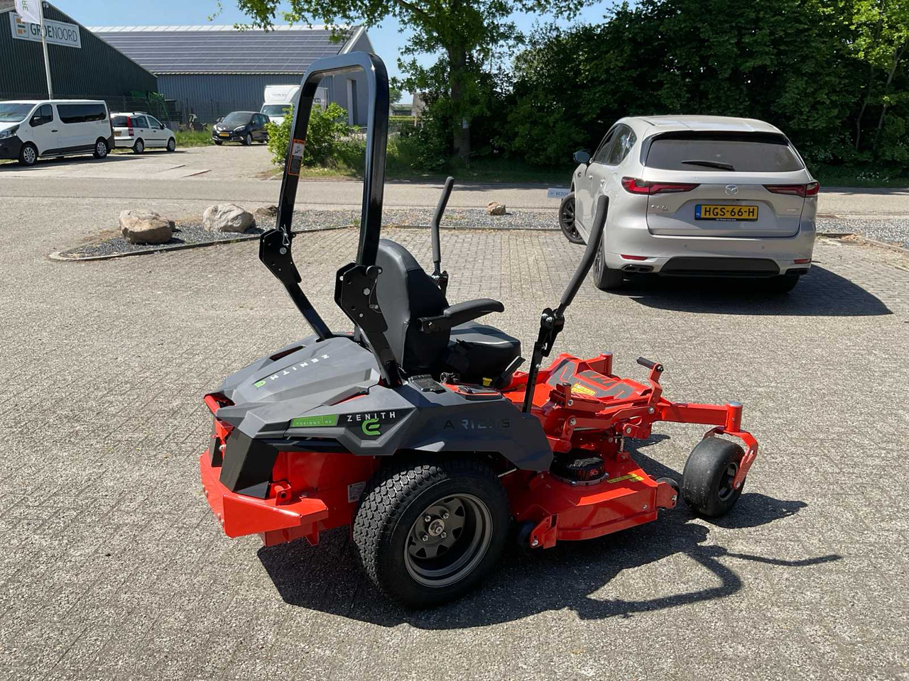 Ariens Zenith E48 - Garden mower: picture 4 Ariens Zenith E48 - Garden mower: picture 4