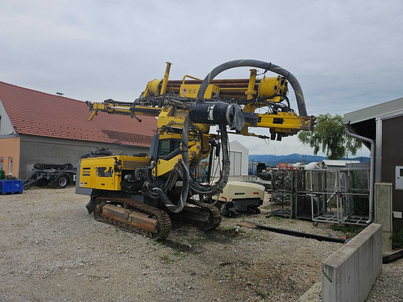 Atlas Copco ROC F9 - Drilling rig: picture 1 Atlas Copco ROC F9 - Drilling rig: picture 1