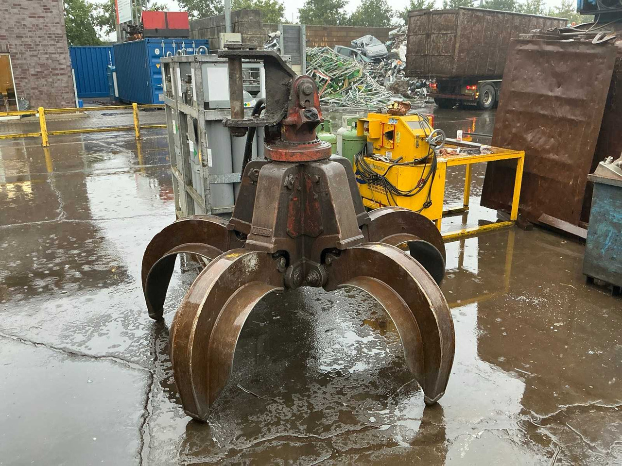 Atlas E732 - Excavator bucket: picture 2 Atlas E732 - Excavator bucket: picture 2