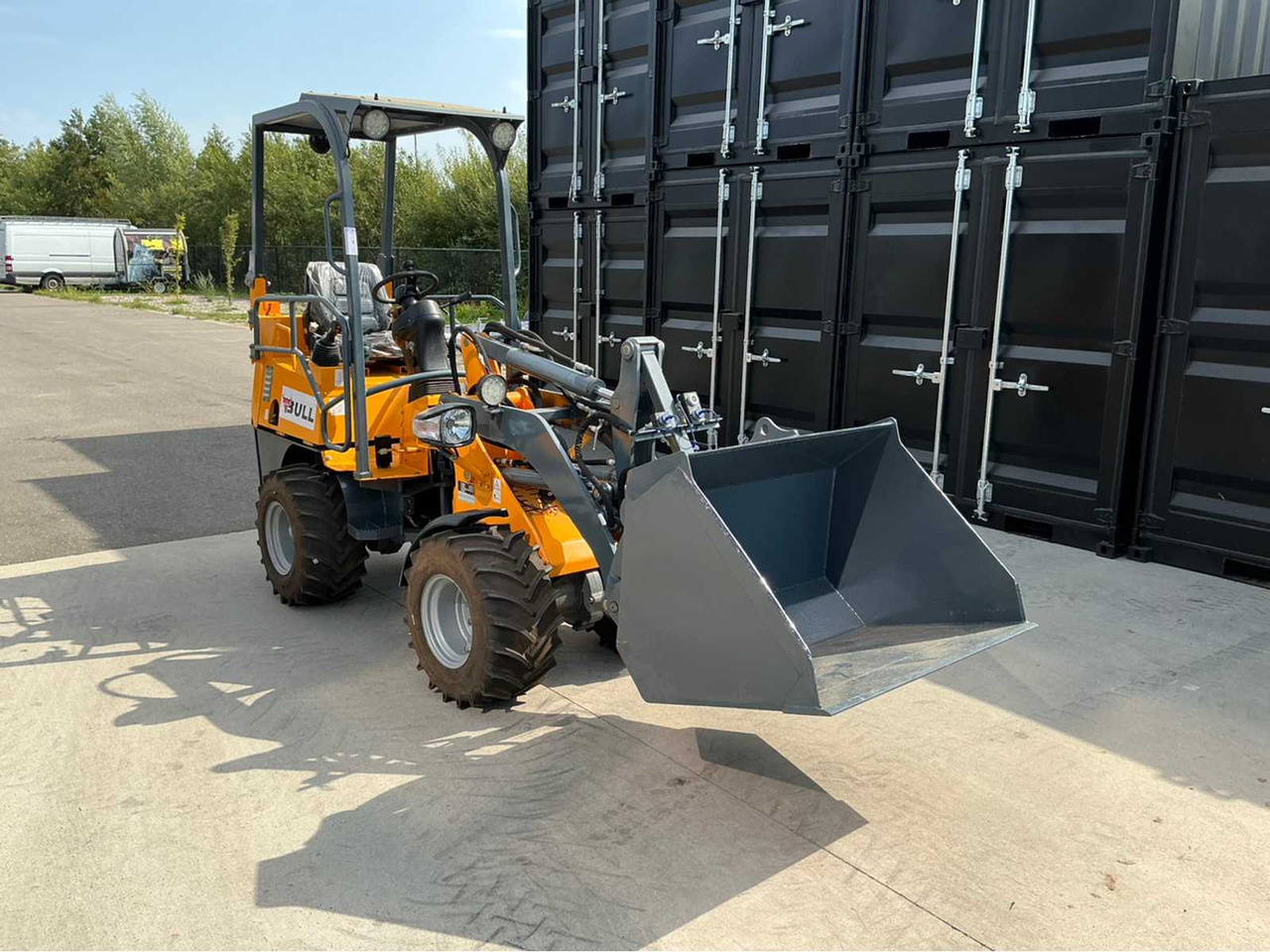 Bull 2525L - Wheel loader: picture 2 Bull 2525L - Wheel loader: picture 2