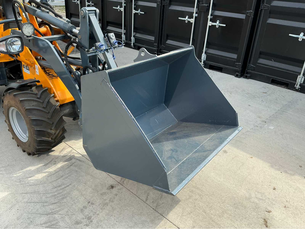 Bull 2525L - Wheel loader: picture 3 Bull 2525L - Wheel loader: picture 3