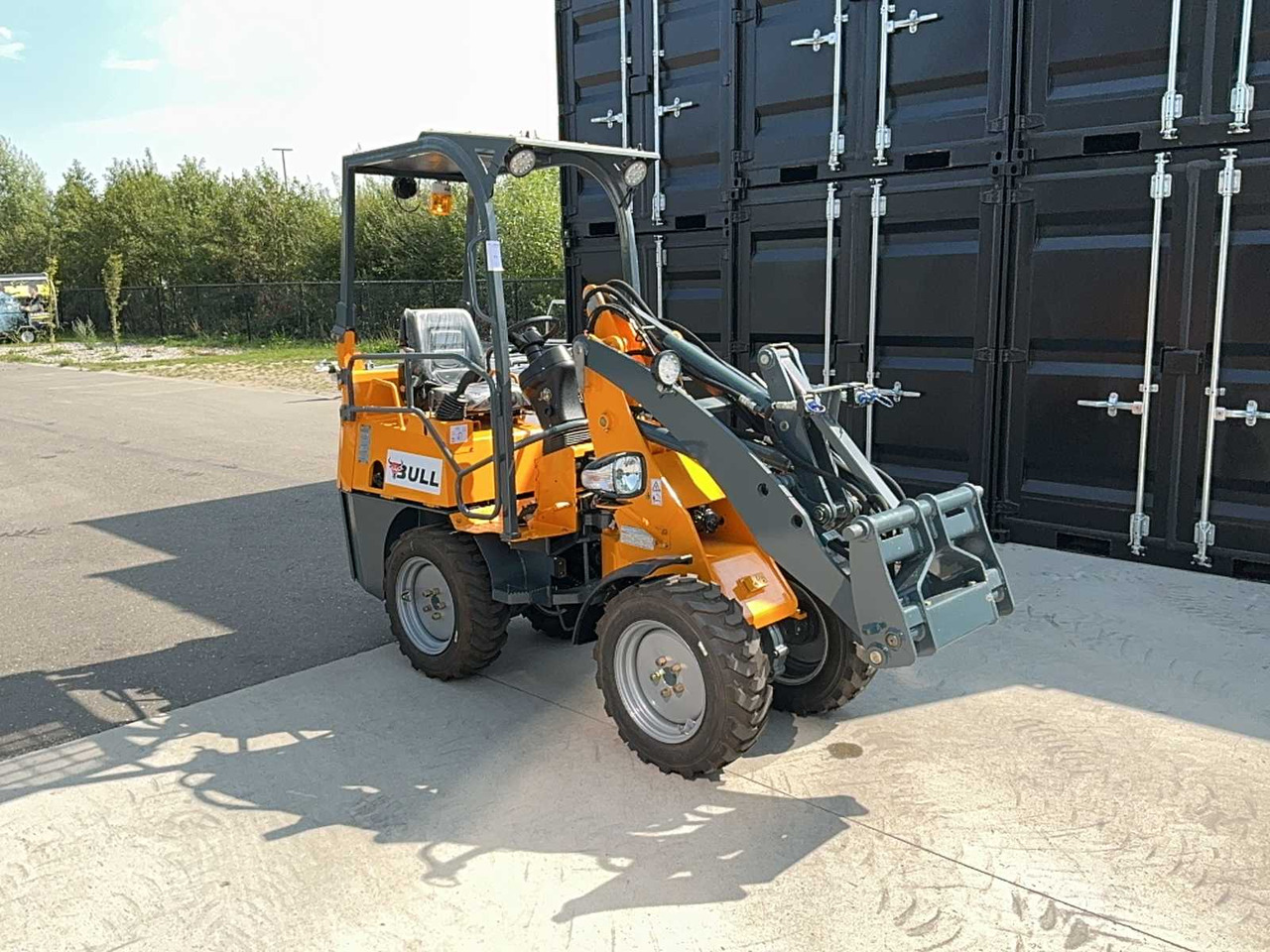 Bull WL25 - Wheel loader: picture 1 Bull WL25 - Wheel loader: picture 1