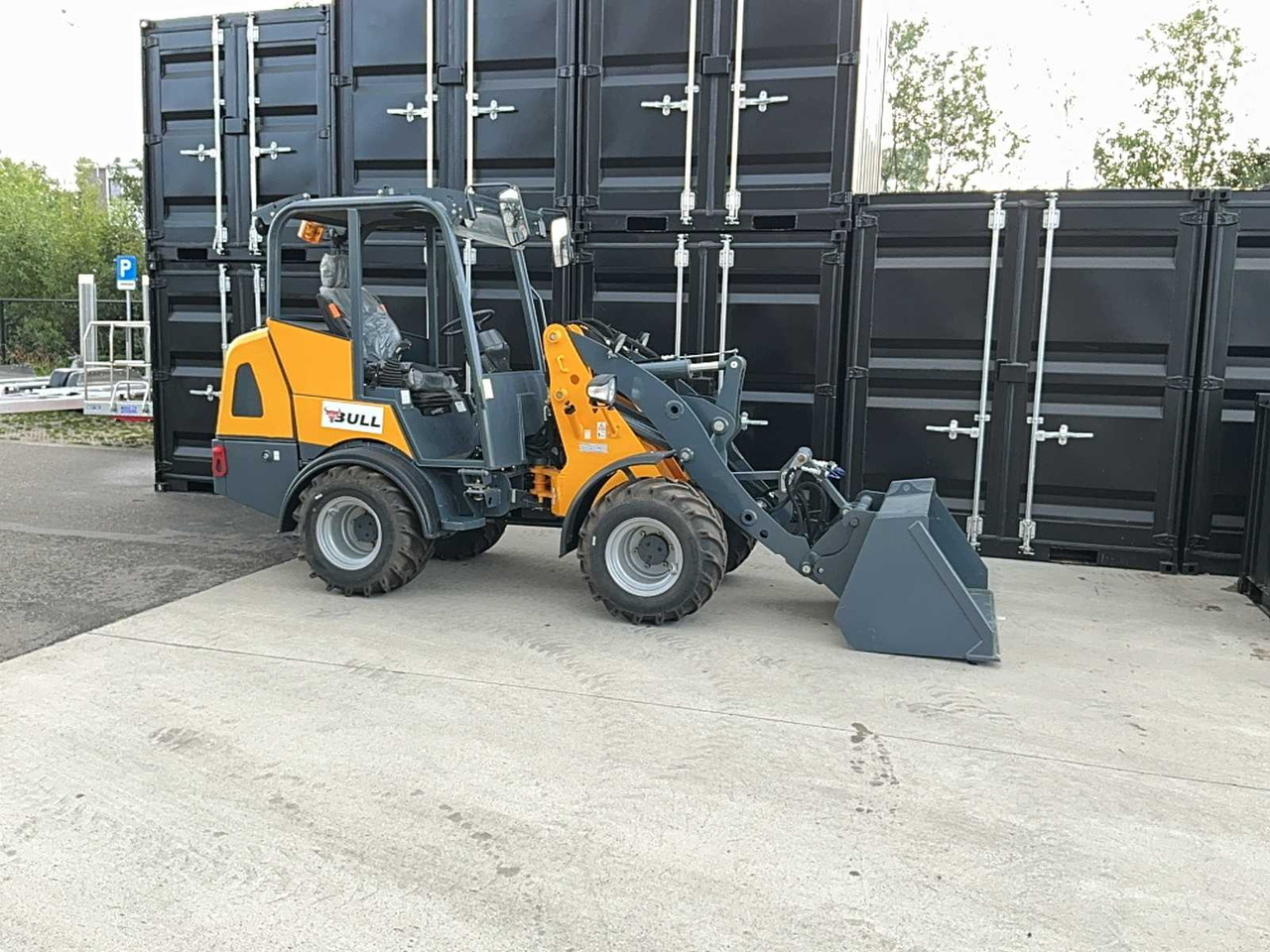 Bull WL50 - Wheel loader: picture 1 Bull WL50 - Wheel loader: picture 1