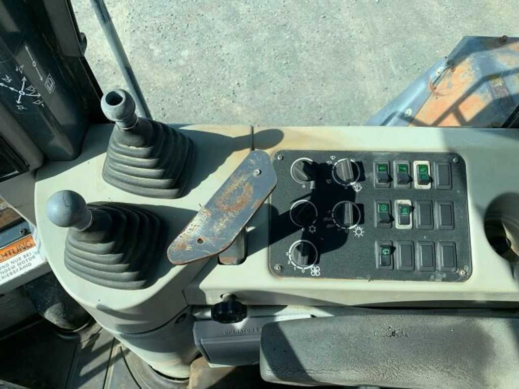 Bulldozer CASE 921C - 2000 - 921C SHOVEL - BULLDOZER: picture 10 Bulldozer CASE 921C - 2000 - 921C SHOVEL - BULLDOZER: picture 10