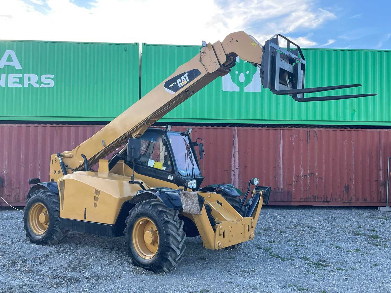 CATERPILLAR - TH414 - TELESCOPIC LOADER - 2013 - Wheel loader: picture 1 CATERPILLAR - TH414 - TELESCOPIC LOADER - 2013 - Wheel loader: picture 1