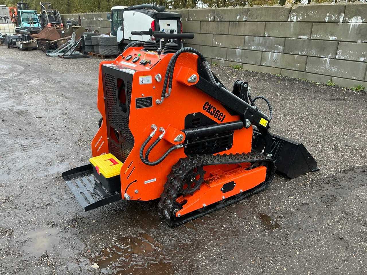 Skid steer loader Captok 36C: picture 6 Skid steer loader Captok 36C: picture 6