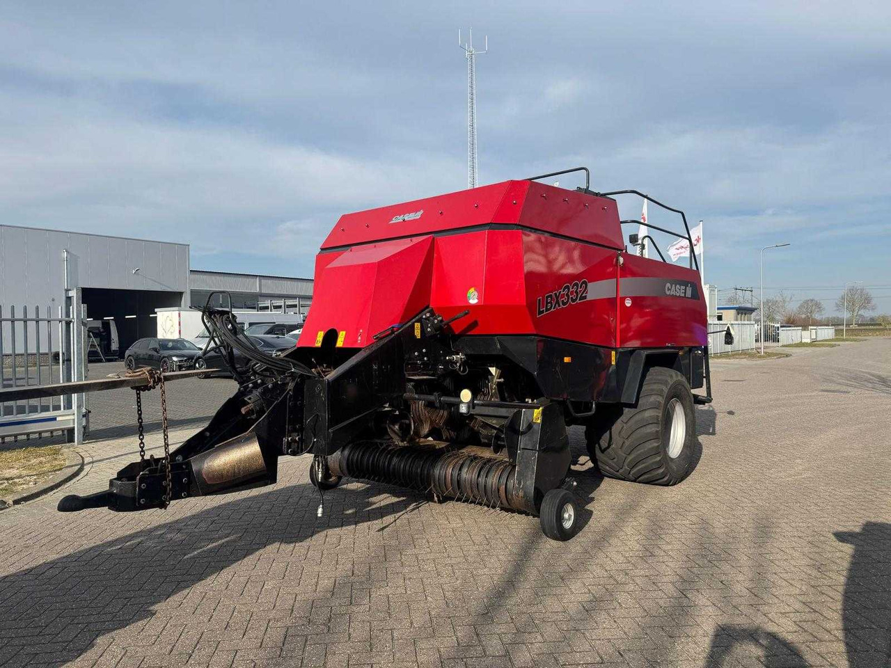 Case IH LBX 332 - Square baler: picture 1 Case IH LBX 332 - Square baler: picture 1
