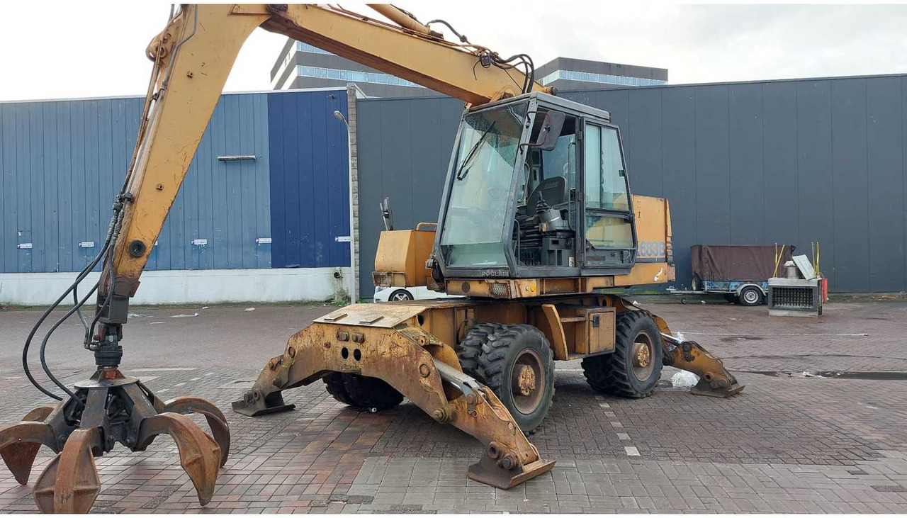 Case - Mobile crane: picture 1 Case - Mobile crane: picture 1