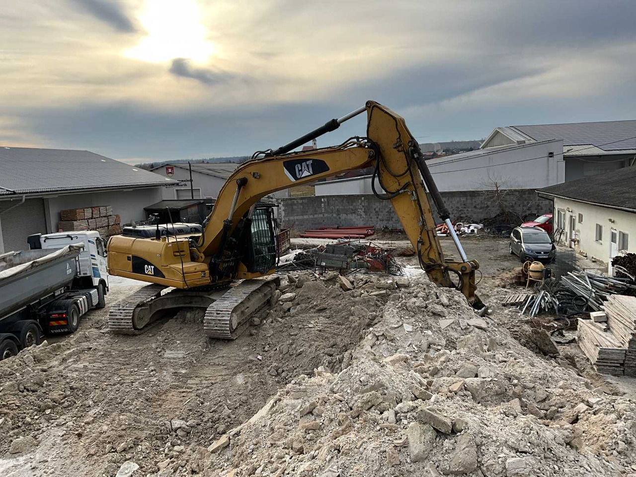 Caterpillar 324DLN - Crawler excavator: picture 1 Caterpillar 324DLN - Crawler excavator: picture 1