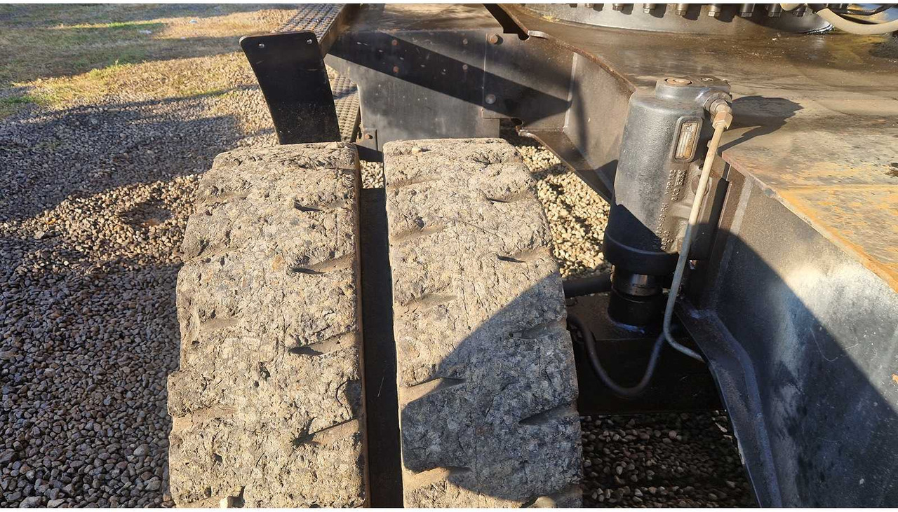 Wheel excavator Caterpillar CATERPILLAR - M322C - WHEELED EXCAVATOR - 2003: picture 19 Wheel excavator Caterpillar CATERPILLAR - M322C - WHEELED EXCAVATOR - 2003: picture 19